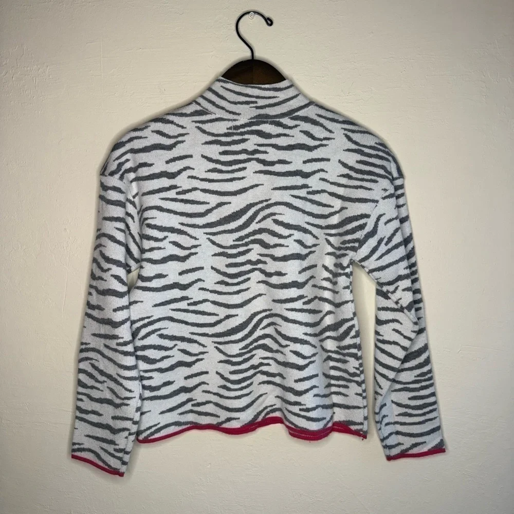 Anthropologie Lizzie Mock Neck Sweater Grey Zebra Size Extra Small Petite